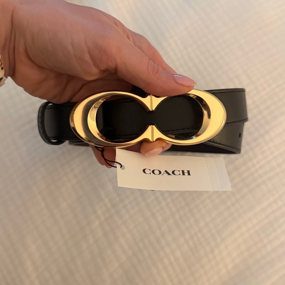 Coach Signature Leather Buckle Belt Black & Gold Size S BRAND NEW